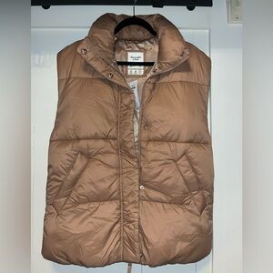 Abercrombie & Fitch Tan Quilted Puffer Vest
